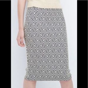 Zara Trafaluc Geometric Knee Length Pencil Skirt